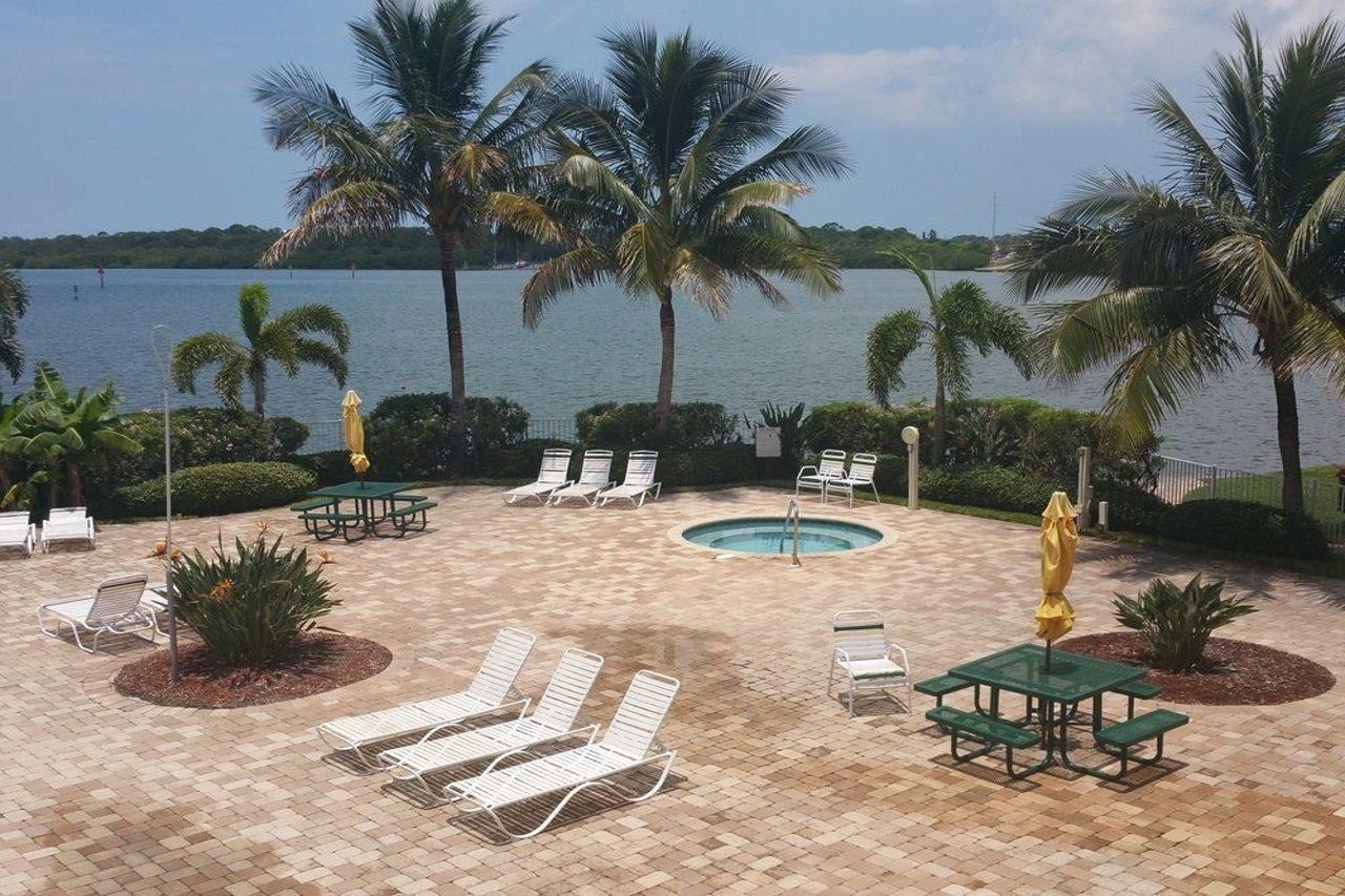 Boca Ciega Resort By Travel Resort Services São Petersburgo Exterior foto