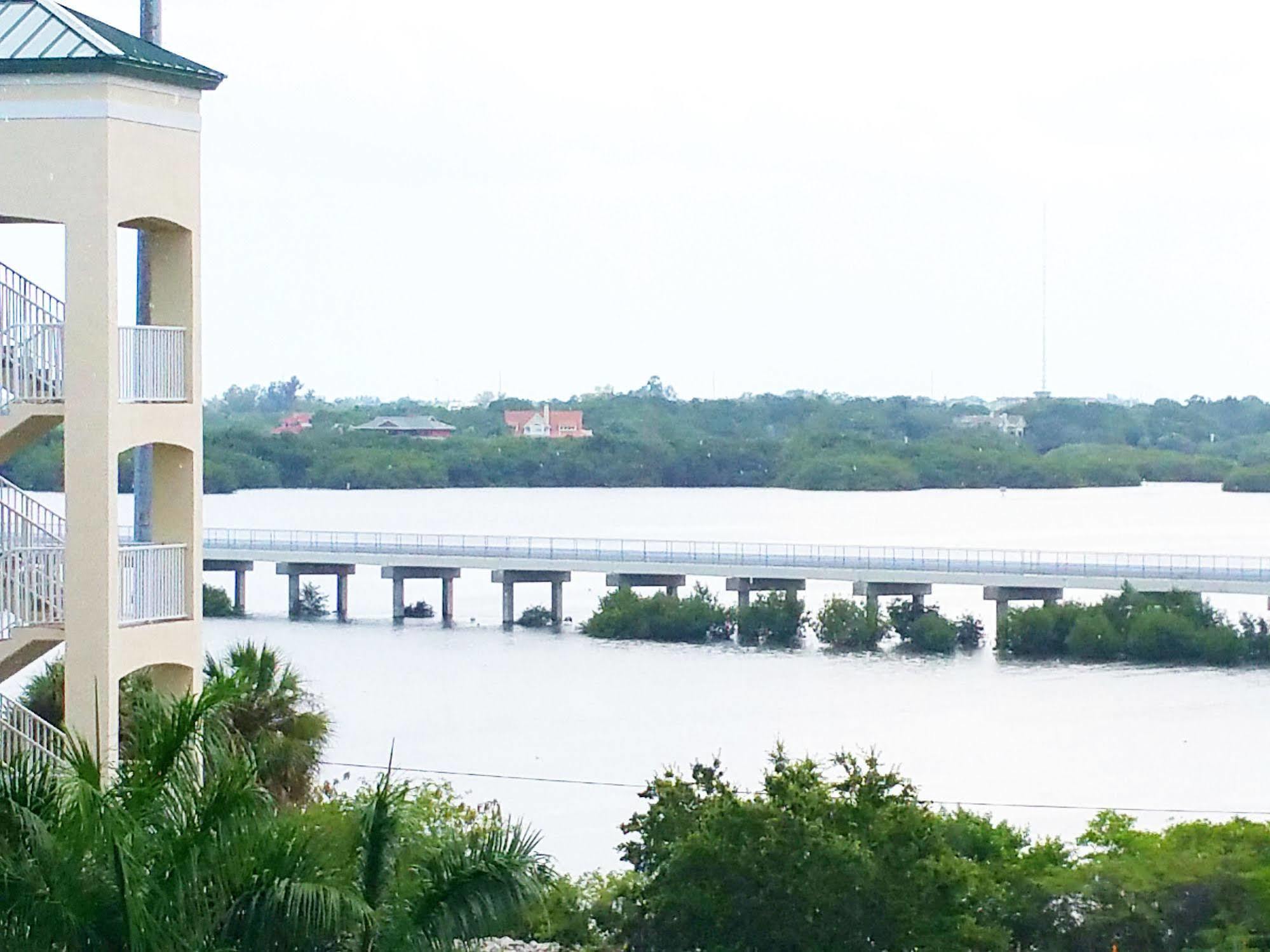 Boca Ciega Resort By Travel Resort Services São Petersburgo Exterior foto